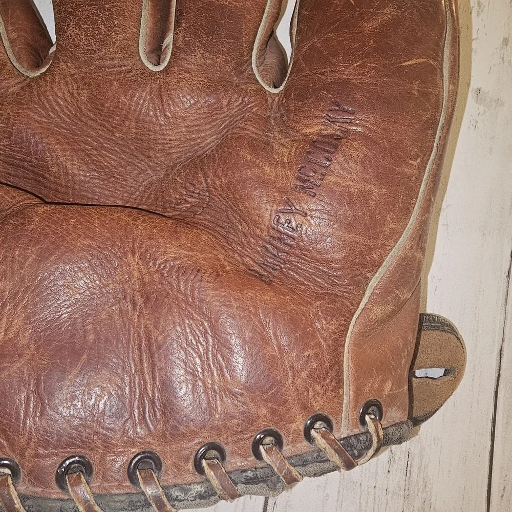 Vintage Sonnett Leather Baseball Glove Mitt Barney McCosky Model Button Strap OK
